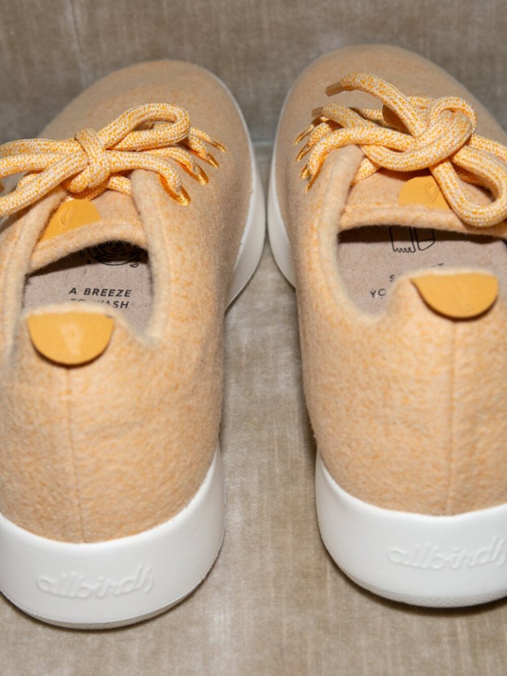 allbirds Wool Runner Shoes in Turk Honey, Size 9 - Picture 4 of 6